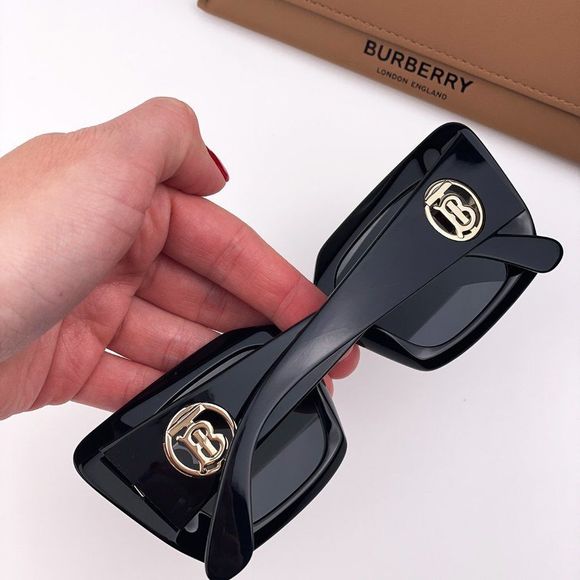 Burberry BE4344 Daisy 300187 Sunglasses Black Gray Square Women - Picture 2 of 11